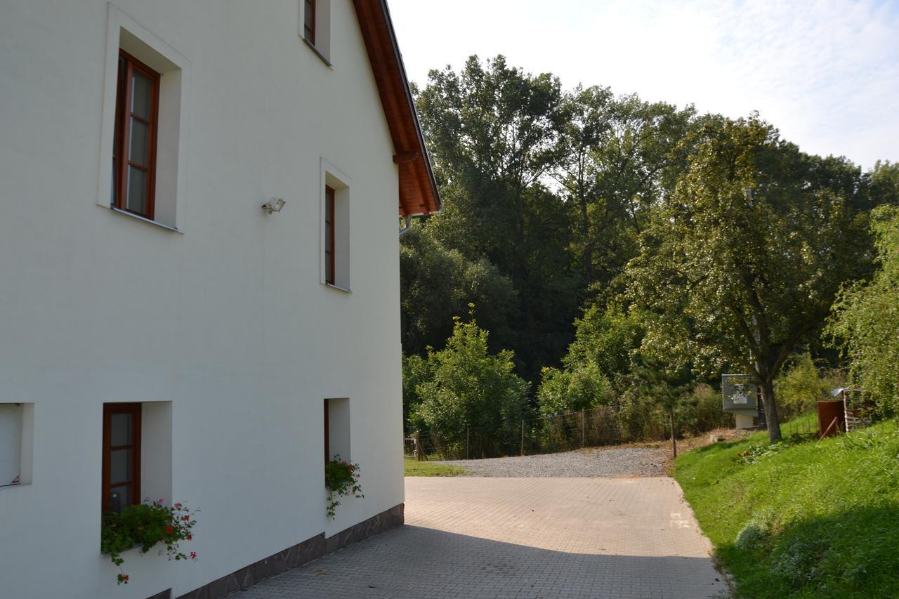 Podskalni Mlyn Hotel Ostopovice Exterior foto